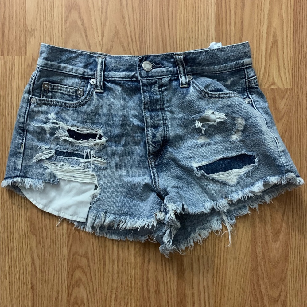 American Eagle light wash jean shorts